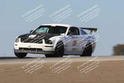 media/Oct-26-2025-CalClub SCCA (Sun) [[8ce1e69566]]/Group 4/Grapevine/